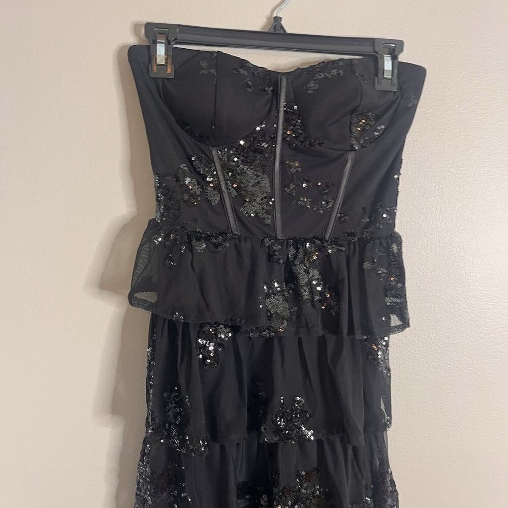 Lulu's Size Medium Definite Glamour Black Tiered Ruffle Sequin Maxi Dress - Picture 2 of 6